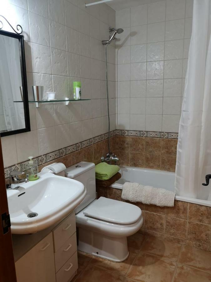Apartament De La Lali Roni Ngoại thất bức ảnh